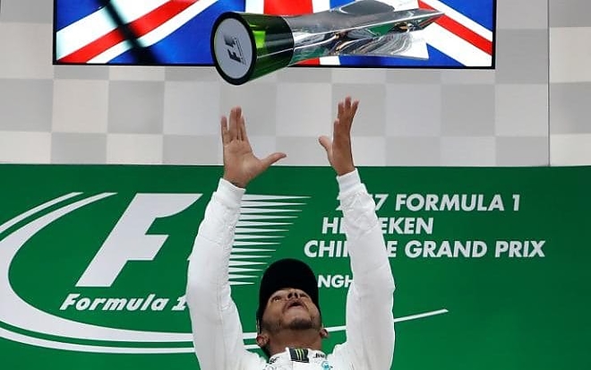 hamilton2.jpg hamilton2.jpg