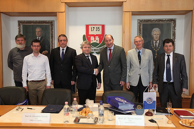 miskolc_egyetem_nafyvaradi_egyetem_170405_ja.jpg miskolc_egyetem_nafyvaradi_egyetem_170405_ja.jpg