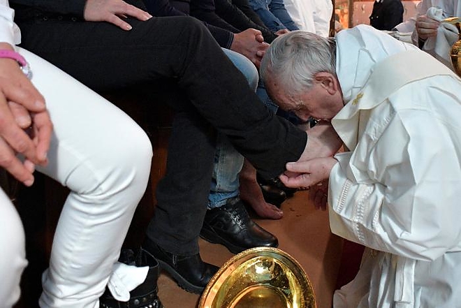 pope_prison_leg_wash.jpg