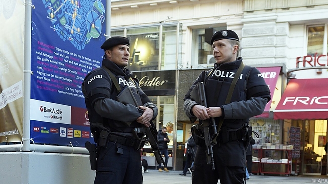 vienna_police2.jpg vienna_police2.jpg