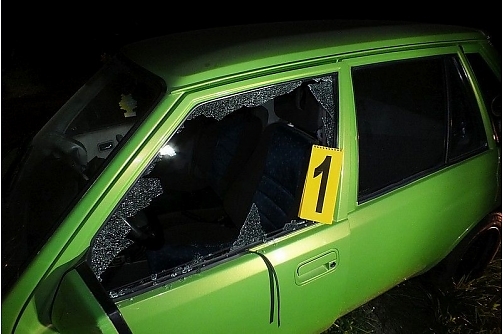 betort_kocsiablak_autolopas.jpg