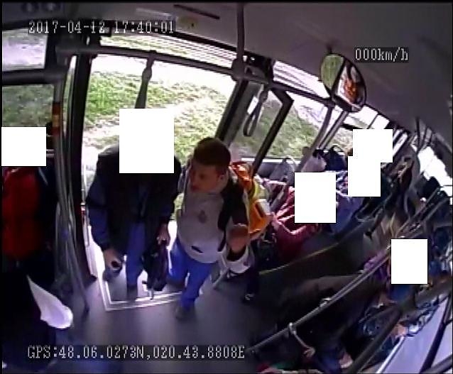 garazda2_buszon.jpg
