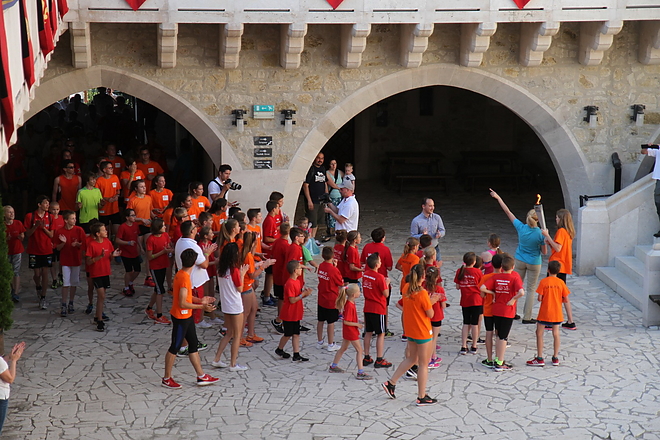 eyof_lang_erkezese3_20170611_ja.jpg eyof_lang_erkezese3_20170611_ja.jpg
