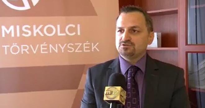 jogasz_szerepcsere_repassy_arpad.jpg