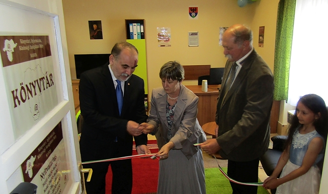 karos_konyvtaratado_170526.jpg
