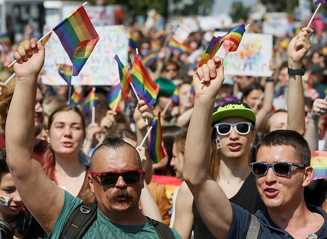 kijev_homo_march2.jpg