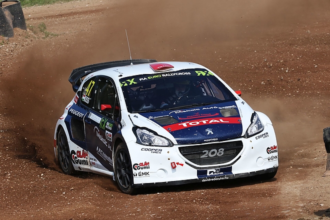 kiss_pal_tamas_peugeot3.jpg kiss_pal_tamas_peugeot3.jpg