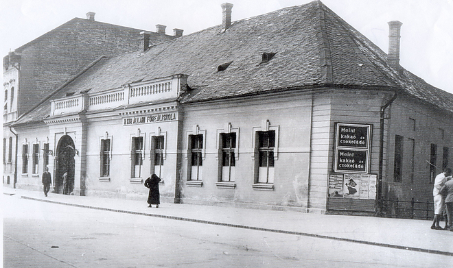 mc_deryne_u_1921.jpg mc_deryne_u_1921.jpg