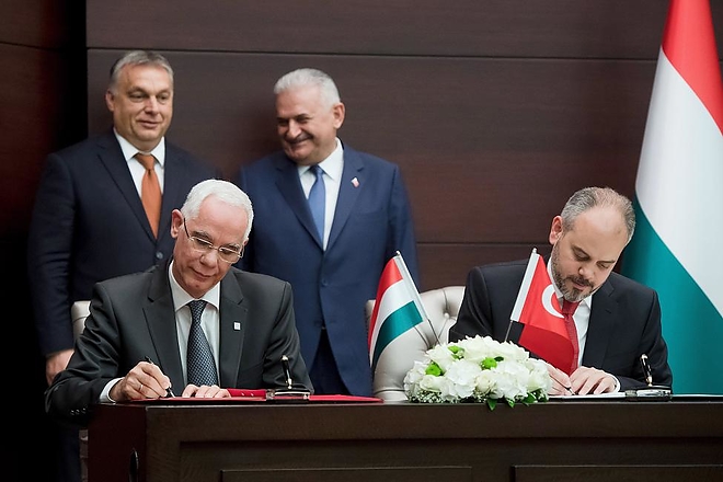 orban_viktor_ankara_balogz_170630_mti.jpg