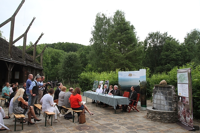szeleta_park_latogatokozpont_170616_ja_21.jpg szeleta_park_latogatokozpont_170616_ja_21.jpg