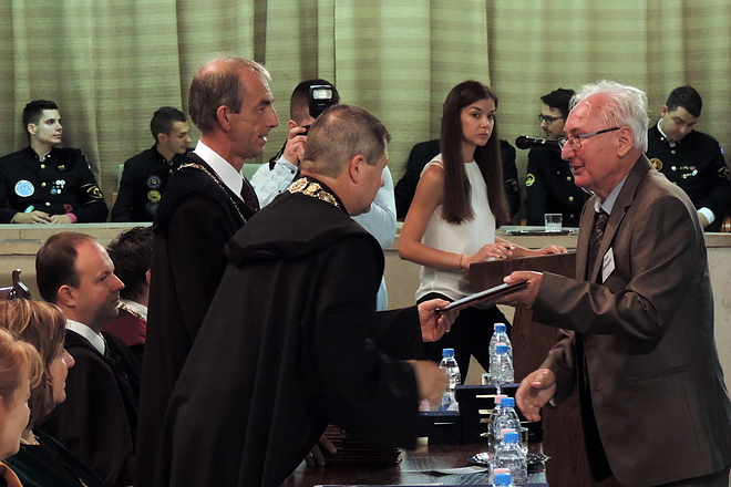 szines_diploma_170624_vcs_07.jpg