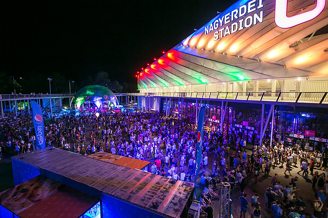 campus_fest2.jpg