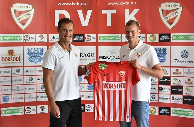 dvtk_uj_jatekos_toth_barnabas.jpg