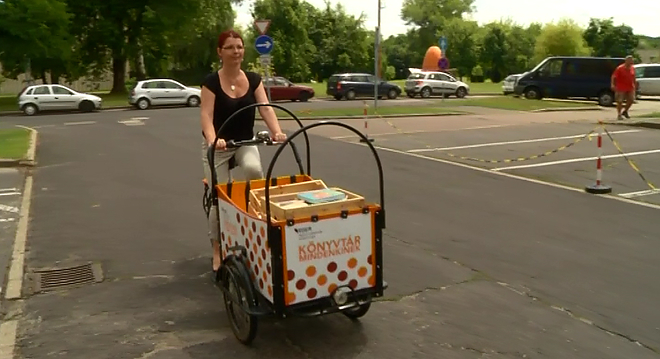 konyvtari_tricikli.jpg konyvtari_tricikli.jpg