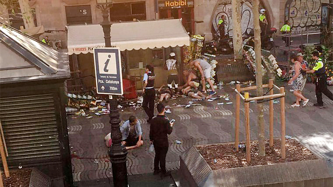 barcelona_terror_helyszin_serultek_180817.jpg