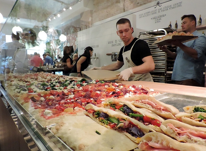 etterem_nyito_170927_vcs_12.jpg etterem_nyito_170927_vcs_12.jpg