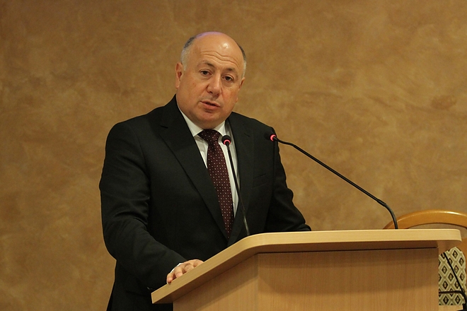 kozgyules_kriza_akos_170921_ja_3.jpg