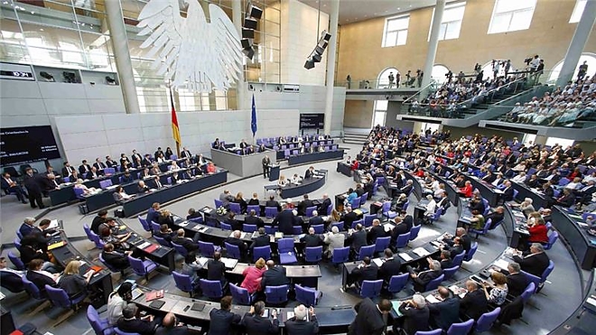 nemet_parlament.jpg