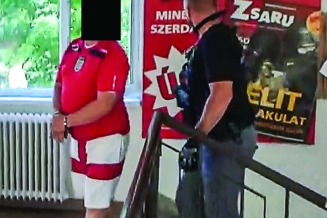 szentes_kocsmaros_granat.jpg szentes_kocsmaros_granat.jpg