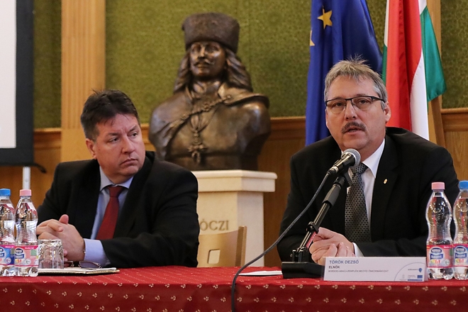 foglalkoztatasi_paktum_171027ml_1.jpg