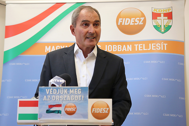 hubay_sajtotaj_171016ml_2.jpg