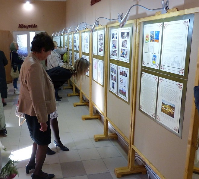 nekezseny-bbkiallitas-171013.jpg nekezseny-bbkiallitas-171013.jpg