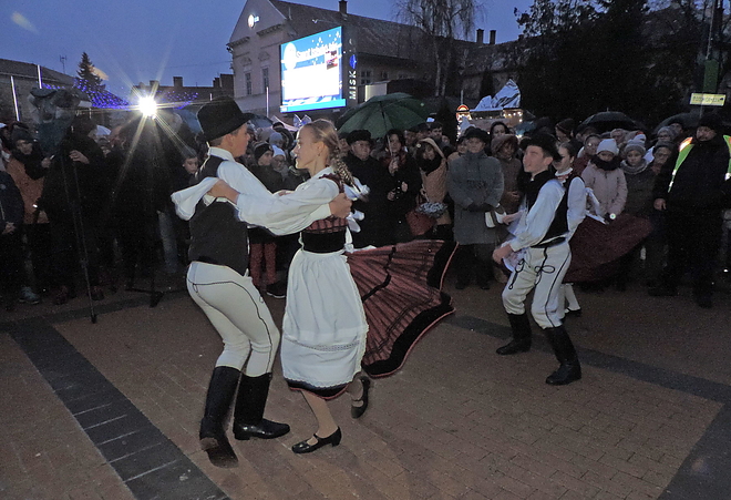 adventi_gyertyagyujtas_171203_vcs_14.jpg