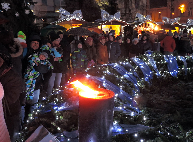 adventi_gyertyagyujtas_171203_vcs_22.jpg