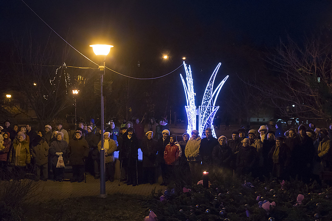 adventi_gyertyagyujtas_kilian_divar_20171210_bl_015_web.jpg