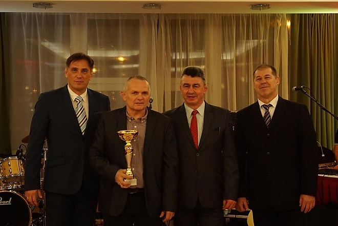 lakatos_gyozo_birkozo.jpg lakatos_gyozo_birkozo.jpg