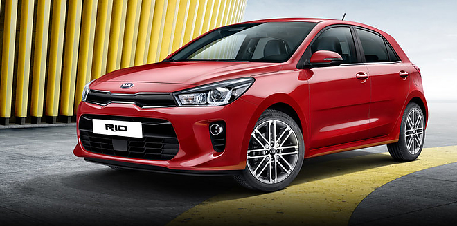2017_kia_rio_official_01.jpg
