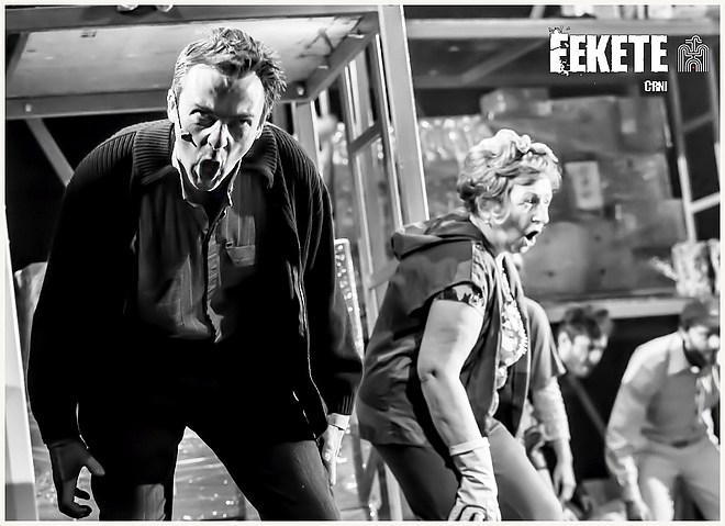fekete.jpg