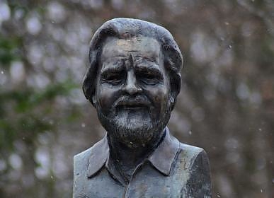 gerald_durrell_miskolc_allatkertzoo.jpg gerald_durrell_miskolc_allatkertzoo.jpg