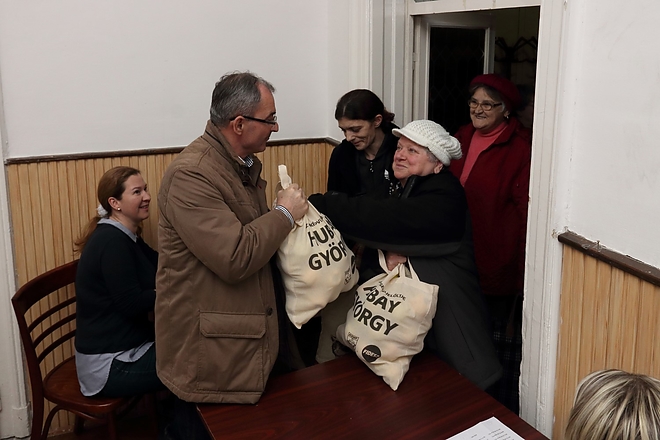 hubay_almaosztas_180208ml_7.jpg hubay_almaosztas_180208ml_7.jpg