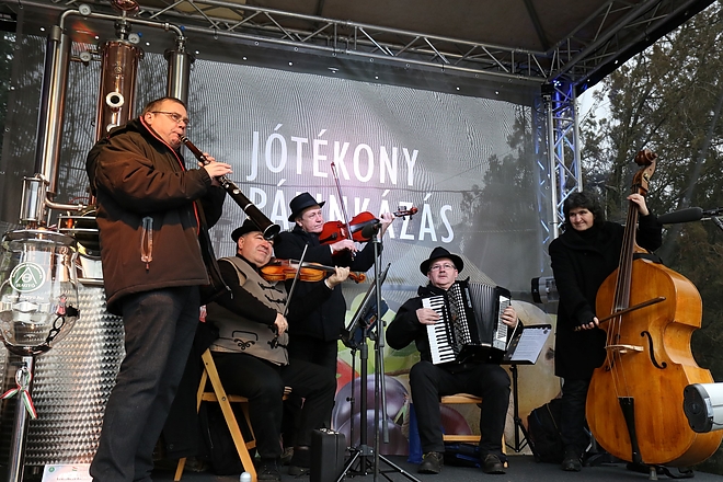 jotekony_palinkazas_180203_ja_2.jpg