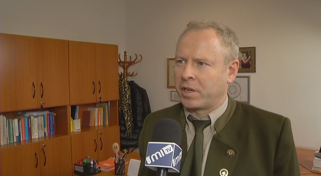 mez4.jpg mez4.jpg