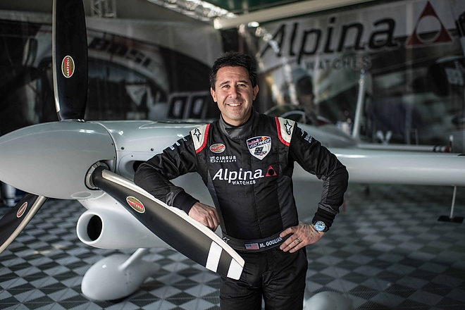 redbull_airrace_abu_dzabi_goulian_2.jpg