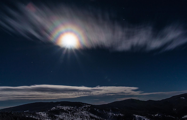 holdkoszoru_egbolt.png holdkoszoru_egbolt.png