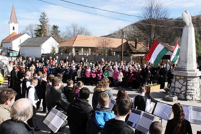 hubay_koszoruzas_parasznya_20180314_pr5.jpg