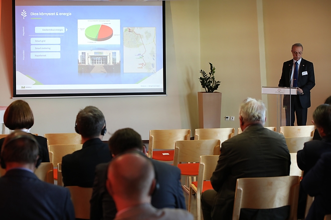 lengyelmagyarkonferencia8076.jpg