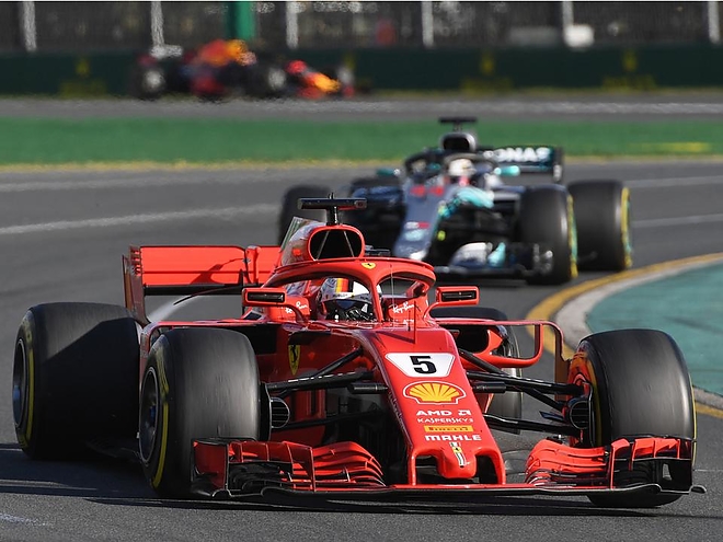 vettel_hamilton_ausztralia_180324_afp.jpg
