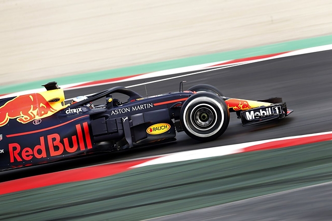 forma1_redbull_2018.jpg