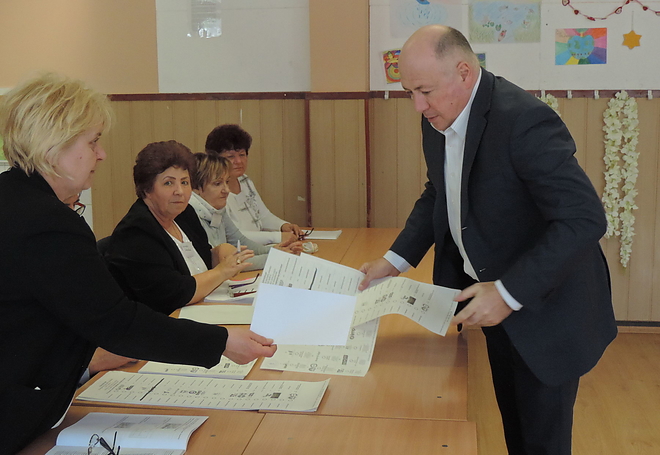 kriza_akos_180408_vcs_6.jpg kriza_akos_180408_vcs_6.jpg