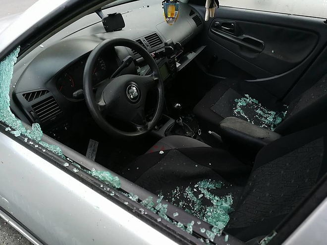 szetvertauto1.jpg