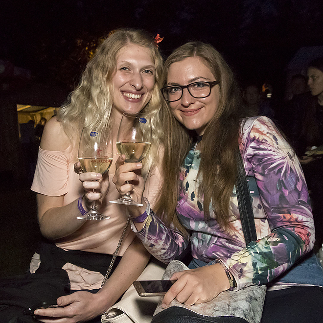 avasi_borangolas_-_szombat_este_olvasozas_20180519_bl_044_web.jpg