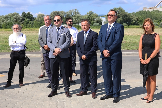 spinto_180726ml_3.jpg spinto_180726ml_3.jpg