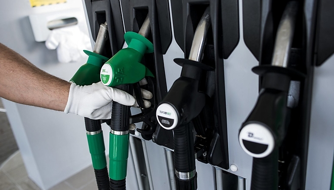 benzin.jpg benzin.jpg