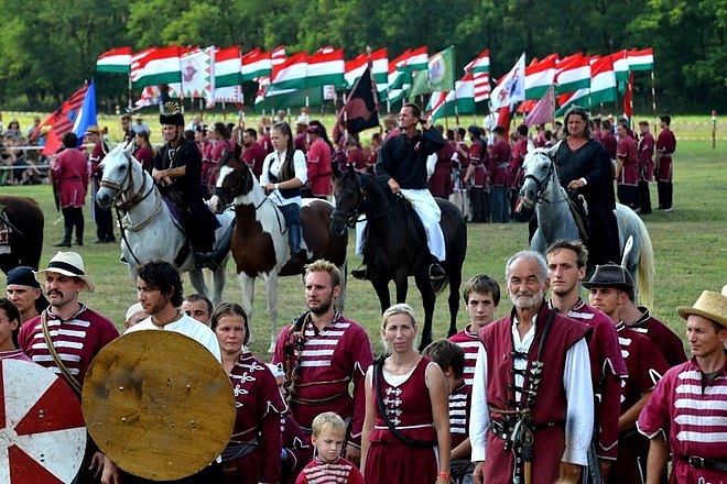 opusztaszer.jpg opusztaszer.jpg