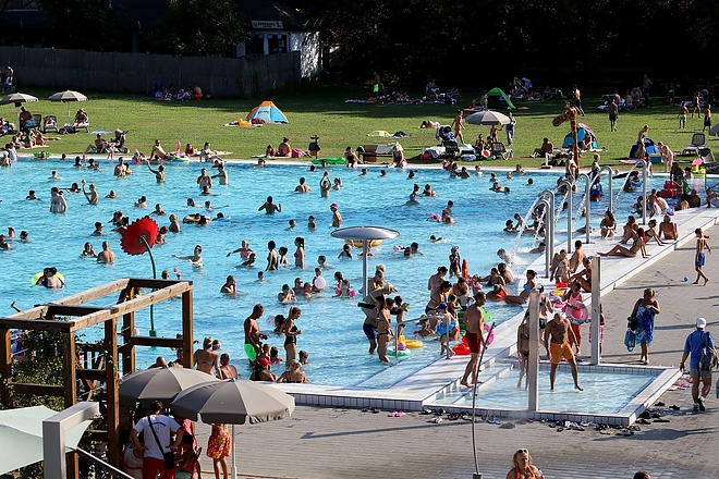 tapolcai_strand_ufo_zenekar_180812_ja_12.jpg tapolcai_strand_ufo_zenekar_180812_ja_12.jpg