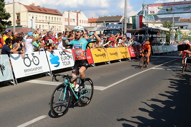 tourdehongrie_2.jpg tourdehongrie_2.jpg